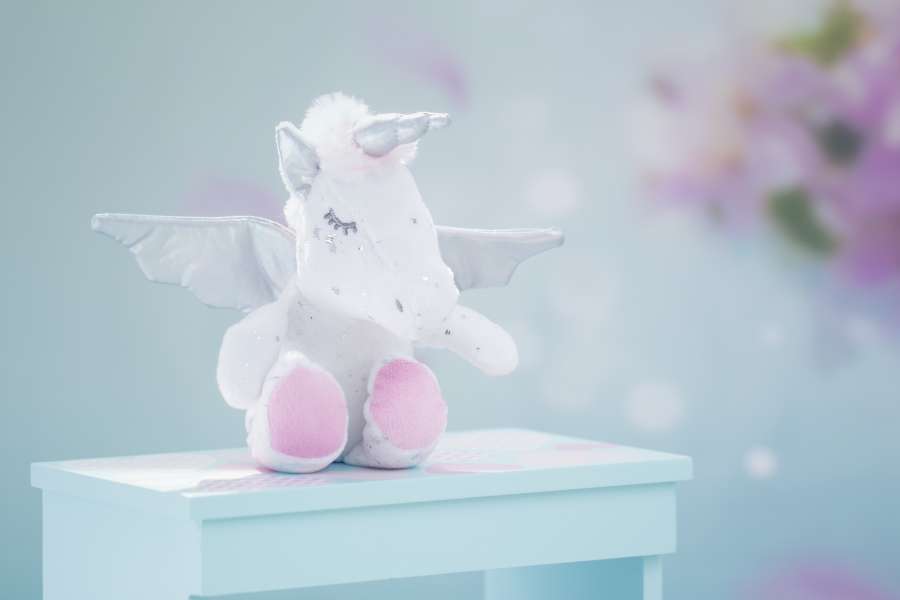 unicórnio, pégaso, mágico, cativante, bebê, soneca, fantasia, macio, berçário, doce, tímido, angelical, bonito, adorável, kawaii, aww, soneca, sono, menina, asas, fofo