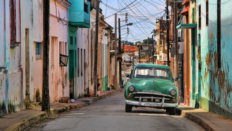 Cuba, céu azul, rua, arquitetura, urbano, cidade, cubano, havana, carro, carro, velho, verde, ninguém,