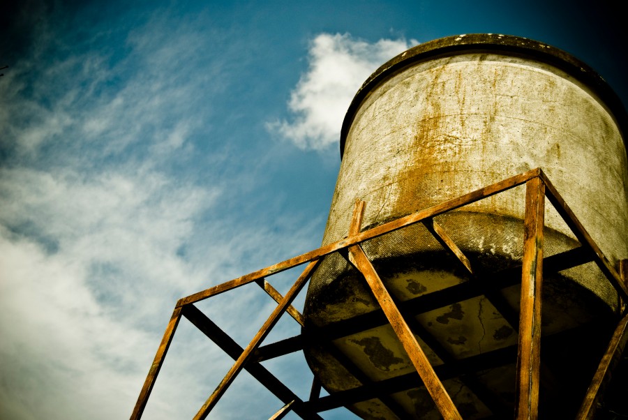 tanque de água, água, arquitetura, campo, cena rural, ninguém, céu,