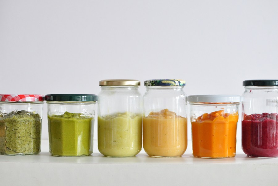 jar, frascos, maionese, cor, cores, mix, misturado, especiarias, especiarias, sabor, refeições, vista frontal, vidro, recipiente, recipiente, embalagem, caseiro, cozinha,