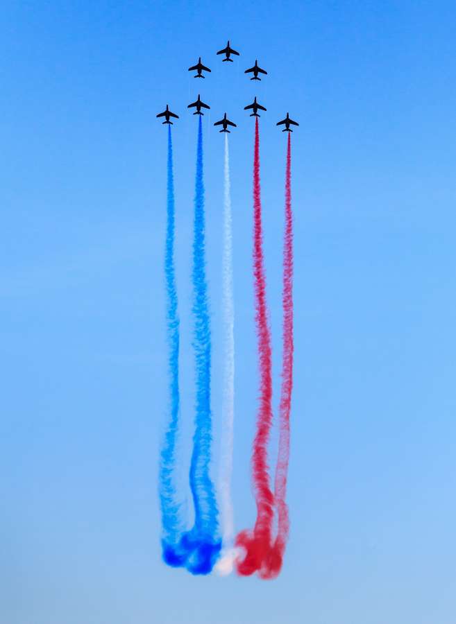 
americana, independência, eua, dia, américa, feriado, julho, celebração, feliz, nacional, bandeira, unido, liberdade, azul, plano de fundo, vermelho, patriótico, quarto, 4, patriotismo, saudação, design, 4 de julho, evento, branco, estados, estados unidos, dia da independência, país, comemorar, história, nação, 4, quarto de julho, liberdade, 4 de julho, 4 de julho, 4 de julho plano de fundo, bandeira dos EUA, bandeira dos estados unidos, jato, jatos, céu,