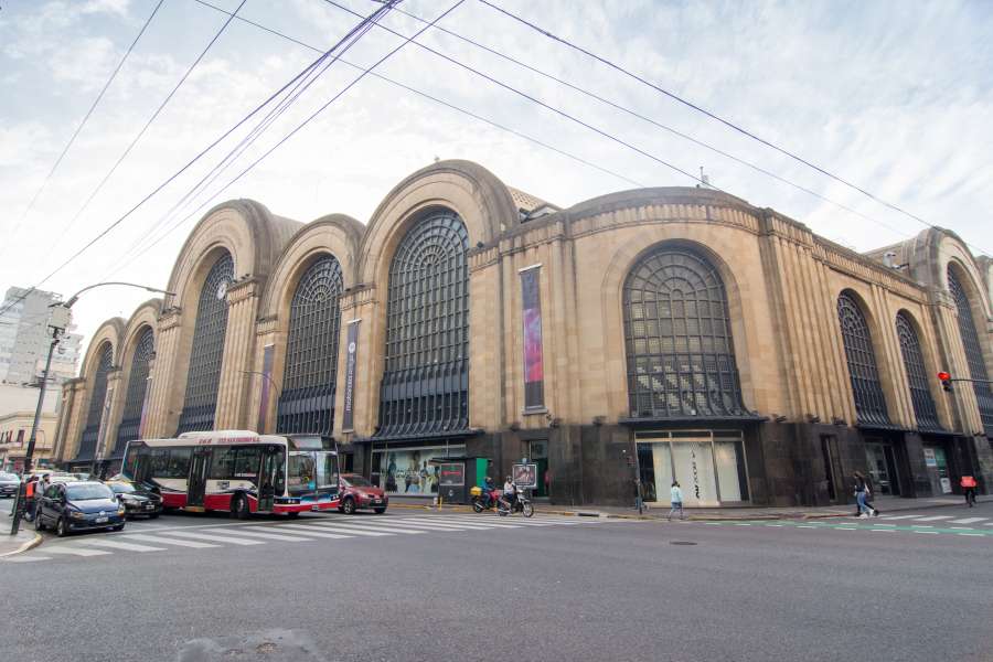 Buenos Aires, Argentina, Abasto, Arquitetura, Ponto de referência, Lugar famoso, Paisagem urbana, Edifício, Mirante, Dia, Avenida Corrientes, Shopping, Ônibus, Cidade, Tango,
