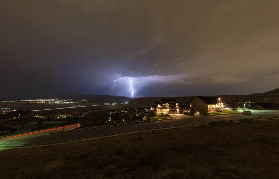 Relâmpago, cidade, noite, tempestade, mau tempo, iluminar, luz, elétrica, força, poder, ruído, trovão, nuvem, nuvens, preto, preto, noite, urbano, paisagem,