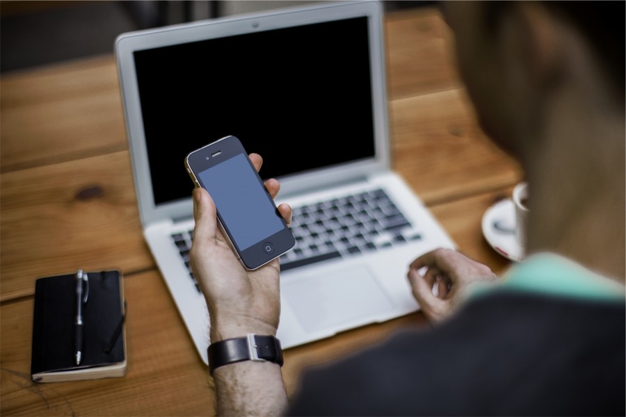 homem, móvel, telefone, laptop, tecnologia, negócio, pessoa, pessoas, estilo de vida