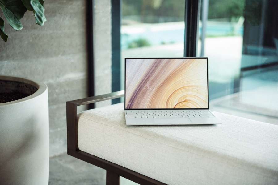 escritório, negócios, laptop, moderno, computador, tecnologia, trabalho, equipe, dentro de casa, profissional, comunicação, caucasiano, sucesso, trabalho em equipe, trabalho, mesa, corporativo, mesa, local de trabalho, adulto, gerente, internet, estilo de vida, caderno, digitação, funcionário, feliz, digital, empresário, sala, estilo, papel de parede,
