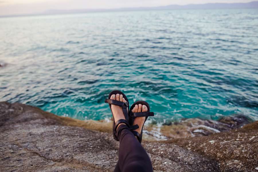 mulher, pé, pés, sandália, mar, costa, relaxe, férias, verão, água, descanso, uma pessoa, pessoas,