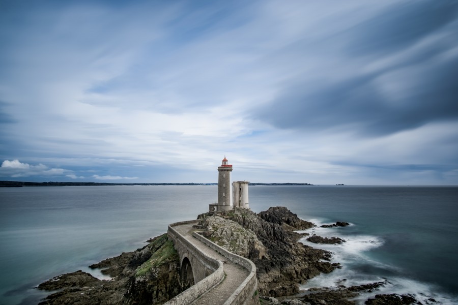 Plouzane, França, Europa, dia, costa, arquitetura, ninguém, paisagem, costa, farol, luz, estrada, conceito, guia, hd wallpapers, 4k wallpapers