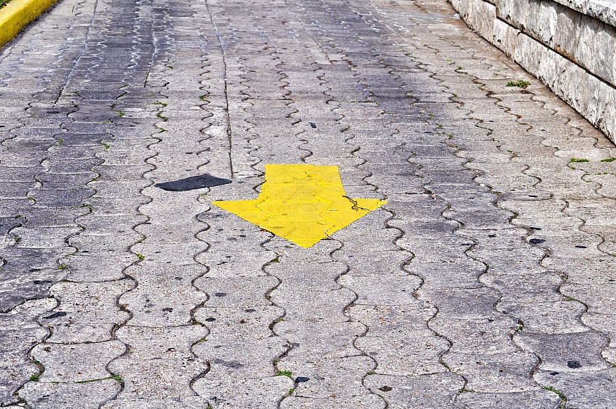Plano de fundo, Asfalto, Sinal, Sinalização de trânsito, Rua, Cinza, Textura, Amarelo, Seta, Direção, P052014, Freejpg