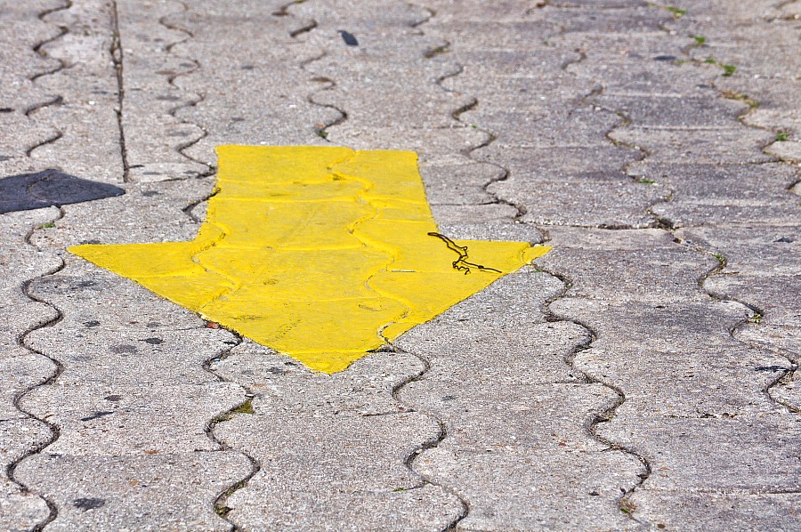 Plano de fundo, Asfalto, Sinal, Sinalização de trânsito, Rua, Cinza, Textura, Amarelo, Seta, Direção, P052014, Freejpg